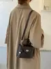 Bolsa de mão transfronteiriça de alta qualidade, novo estilo 2026, bolsa baú moderna para mulheres, bolsa de ombro estilosa, bolsa saco versátil