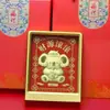 Marco de Fotos Dorado Soporte de Exhibición Año del Caballo Modelo Nuevo Oro Puro 999 Adorno para Riqueza Inmediata Bendición del Oficial Celestial Regalos Creativos Culturales Venta al por Mayor