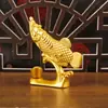 Figurinha de Peixe Dourado da Sorte de Ano Novo Yuanbao Artesanato Giratório Atrai-Riqueza Decoração para Sala de Estar Escritório Presente
