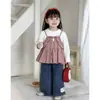 Conjunto de Macacão com Suspensório Xadrez Vermelho Estilo Coreano Moda para Bebê Menina, Novo Top para Primavera e Outono para Bebês Meninas