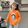 Camiseta super fofa de manga comprida para meninas, outono, algodão puro, nova roupa de desenho animado 2026, camiseta básica para meninas, roupa de outono para crianças