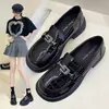Novos Mocassins de Couro Macio para Mulheres 2025 Outono Sola Macia Sapatos de Couro Britânicos Versáteis Slip-On Sapatos Femininos