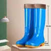 Botas de goma de caña alta con forro de polar, botas de lluvia impermeables, cubrezapatos de goma, botas de agua para mujer, adultos, uso en cocina, cálidas, invierno