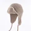 Sombrero Aviador Nuevo Estilo de Invierno con Protección para las Orejas para Mujer, Color Sólido con Lazos, Gorro de Lana Tejido que Adelgaza el Rostro, Cálido Sombrero Lei Feng Estilo Coreano