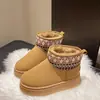 Botas de Nieve de Suela Gruesa para Mujer 2025 Nuevas Botas de Nieve Cortas Estilo Étnico de Invierno Zapatos Exteriores de Algodón Forrados de Lana y Engrosados para Mujer