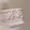 Pendientes de Primavera Nueva "Qingtang" con un Toque de Lujo Ligero y de Alta Gama, Pendientes de Nicho para Estudiantes Mujeres, Tachuelas Dulces y de Estilo Sencillo