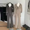 Conjunto casual de sudadera con capucha y pantalones inspirado en latidos del corazón para mujer, corte ajustado, atuendo de dos piezas para primavera y otoño