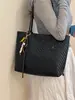 Bolsa Tote Grande de Textura Trançada Feminina 2026 Nova Bolsa de Ombro Casual Bolsa de Mão Bolsa de Axila com Textura de Alta Qualidade