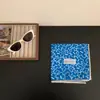 ¡Pequeña literatura y arte gris! Pañuelo Cuadrado Pequeño de Algodón Estampado Azul y Rojo Vintage Estilo Coreano Pañuelo Versátil de Alta Calidad