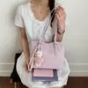 Bolsa de Textura de Alta Qualidade Grande Capacidade para Mulheres 2026 Nova Moda Bolsa de Ombro para o Dia a Dia Bolsa Tote de Mão para Primavera e Verão
