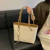 Bolso Cubo Simple de Nuevo Estilo 2026 para Mujer, Sencillo, Moderno, de Gama Alta, Casual, de Trabajo, Elegante Bolso Cruzado de un Solo Hombro