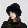 Gorro de punto trenzado de felpa para otoño e invierno para mujer, sombrero de pescador engrosado, hace que la cara parezca más pequeña, protección para los oídos, cálido sombrero peludo, estilo coreano para clima frío