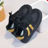 Zapatillas de entrenamiento retro alemanas de comercio exterior transfronterizo para mujer, nuevos zapatos versátiles de primavera-verano 2026 para mujer, zapatillas de moda casual europeas y americanas para chicos