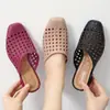Sandalias Baotou Populares del Sudeste Asiático Transfronterizas para Mujer, Zuecos que Aumentan la Altura, Pantuflas Huecas de Verano para Mujer, Sandalias y Pantuflas de Punta Cuadrada