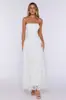 Vestido midi liso de cor sólida, temperamento simples, estilo elegante, sem alças, modelo faixa, corpete franzido, design de renda vazada na barra