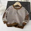 Sudadera Rayada Nueva para Niños 2026, Top Unisex de Cuello Redondo y Manga Larga con Protección en los Codos, Camiseta Básica Versátil para Bebés en Primavera y Otoño