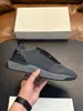 Sapatos casuais masculinos de couro genuíno em trama cruzada e emendados STN sapatos esportivos respiráveis tipo meia várias cores em estoque atacado de comércio exterior