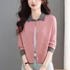 Outono/Inverno 2026 Novo Cardigã de Tricô Estilo Coreano Color Block com Lapela Elegante Feminino Botão Delicado Top Suéter de Lã Macia