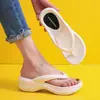 Chanclas de Verano 2025 para Mujer, Moda Nueva, Antideslizantes, Sencillas, con Suelas Gruesas y Tacones Altos para Uso en Exteriores