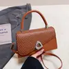 Tendencia de Moda 2026 Bolso Cruzado Casual para Hombro de Mujer Verano Nuevo Estilo Elegante Simple y Único Bolso Cuadrado Pequeño