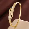 Pulsera de zircón con diamantes completos y cierre calado transfronterizo, diseño de nicho, lujo ligero, sensación de alta gama, joyería versátil, directo del fabricante