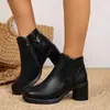 Botas de tornozelo de salto alto elegantes estilo francês transfronteiriças para mulheres, novidade outono e inverno 2026, botas da moda versáteis com salto grosso e zíper lateral