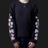 Cruzeiro Europeu e Americano Primavera Novo Estilo Série Escura Bordado de Flor de Cerejeira Design de Nicho Moda Solta Camiseta de Manga Longa Waffle