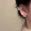 Clip de Oreja con Borla de Mariposa Super Hada Sin Perforaciones, Femenino, Lujo Accesible, Gama Alta, Nicho, Estilo Genial, Clip de Hueso de Oreja tipo Gancho