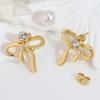 Pendientes de Lazo de Diamantes Exquisitos de Nicho Pendientes Franceses Simples Elegantes de Alta Gama Pendientes Super Hada Moda Pendientes de Lujo Ligero