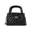 Bolso de mano de cadena con patrón de rombos estilo coreano para mujer, nuevo bolso de hombro retro de moda 2026, bolso cruzado versátil y moderno