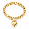 Collar de acero inoxidable de estilo europeo y americano de alta gama, superventas transfronterizo, con cadena gruesa, colgante de corazón que no se decolora y diseño a la altura de la clavícula