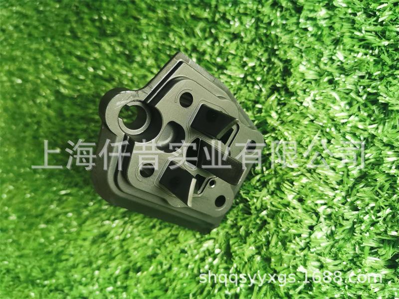 斯蒂尔FS235和FS230割草机化油器底座进气法兰 (4)