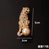 Moda Coreana y Japonesa Nuevo Estilo Broche de Leopardo de la Suerte Broche de Oro de Circonita de Alta Gama Exquisito Versátil Accesorio de Leopardo