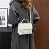 Bolso Pequeño de Color Sólido con Texto para Mujer 2024 Nuevo Cadena Portátil de Hombro Cruzado Moderno Simple Bolso Cuadrado Pequeño Romboidal