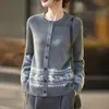 Cardigan de Tricô Feminino Novo Outono/Inverno com Mistura de Lã Cashmere, Gola Redonda, Jacquard de Pônei e Design Color Block