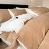 Conjunto de Roupa de Cama de Veludo Leite Esculpido Inverno Espessado Quarto Principal Toque de Luxo Lençol Capa de Edredom Fronha Conjunto de Três Peças
