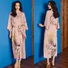 Roupão Feminino Estampado Plus Size de Verão, Roupão de Banho de Cetim Imitação de Seda de Luxo, Roupa de Casa Feminina