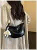 Bolso versátil para mujer, gran capacidad, bolso de hombro versátil, nuevo modelo 2026, bolso cruzado de moda para mujer para desplazamientos transfronterizos
