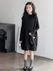 Novo conjunto de macacão de bolinhas estilo coreano e blusa de base para meninas para outono e inverno, blusa de malha versátil, acompanha uma bolsa