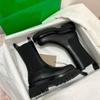 Nuevas Botas Chelsea Cortas de Suela Gruesa para Otoño e Invierno Botas Planas Super Elegantes de Celebridad de Internet Botas Martin de Caña Media Estilo Británico para Mujer