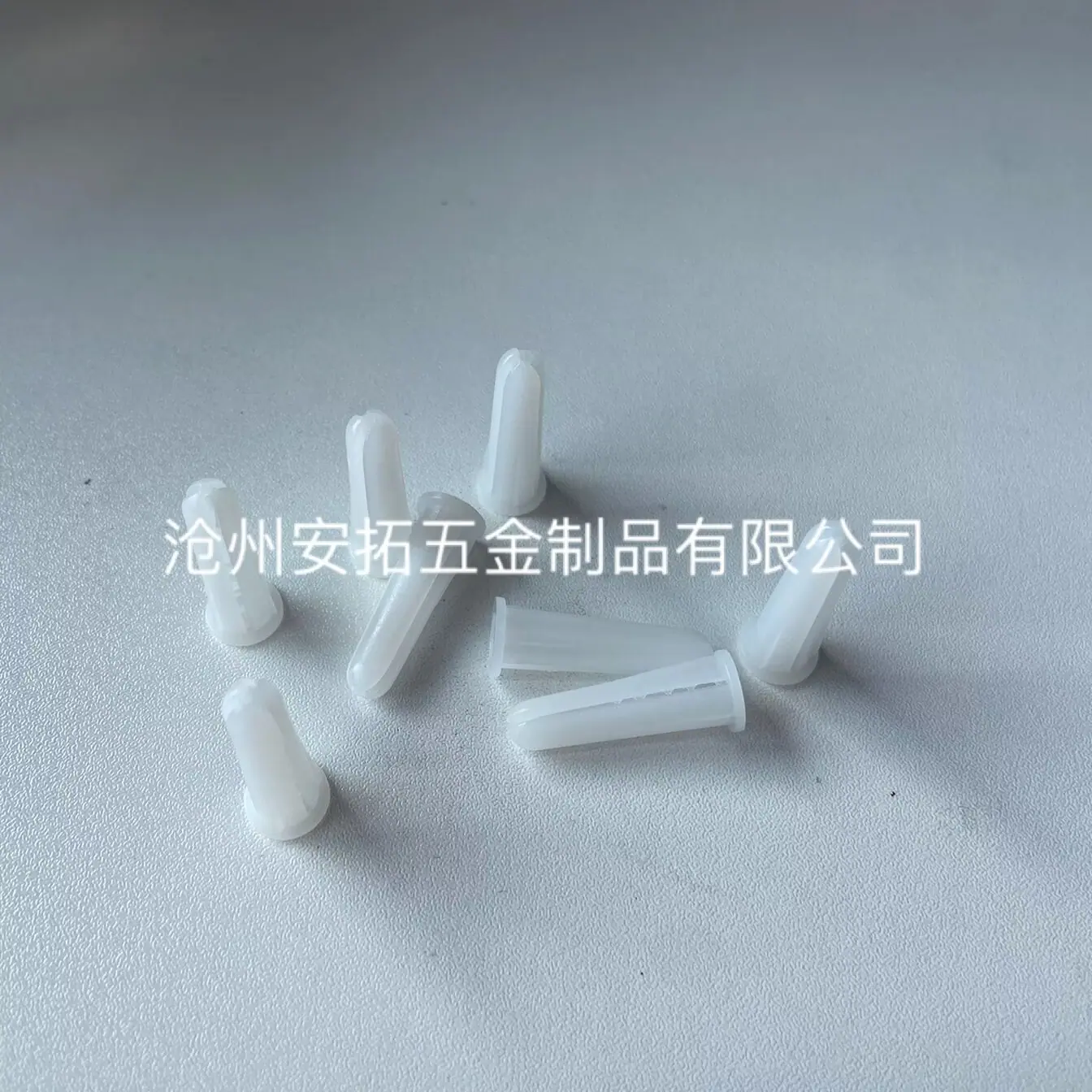 膨胀螺丝5