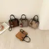 Bolso de Mano Retro Chic Nuevo Otoño 2026 para Mujer, Bolso Cubo de Moda, Bolso de Hombro para el Trabajo y Bolso Tote