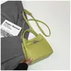 Bolso Cubo de Mano de Nicho Estilo Coreano para Mujer 2026 Primavera Nuevo Moda Bolso de Hombro Único Bolso Cruzado Simple de Alto Valor