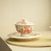 Gaiwan de pie alto con flor de camelia pintada a mano en blanco, cuenco de té cerámico de lujo ligero para el hogar anti-quemaduras, cuenco de té para juego de té Kung Fu de alta gama