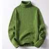 Suéter masculino de gola alta liso, top de tricô outono/inverno, design de gola dupla, camada base casual, estiloso e versátil