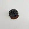 Novo chapéu de bebê vintage xadrez com aba macia para outono, chapéu versátil à prova de vento para outono, boné de beisebol para bebês e crianças pequenas, transfronteiriço