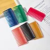 Peines de Plástico de Dientes Anchos Antiestáticos Cepillo Masajeador para el Cabello Accesorios de Peluquería Coloridos para Salón Estilismo Viajes