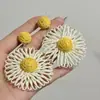 Pendientes Tejidos de Girasol Dulces y Frescos para Mujer Pendientes Estilo Vacaciones Dopamina Pendientes de Moda para Mujer