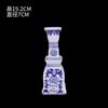 Novos ornamentos de castiçal de cerâmica azul e branca clássica chinesa para sala de estar, mesa de centro, luz de entrada, castiçal de porcelana de luxo, acessórios macios para casa