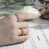 Anillo de Acero Inoxidable con Flor de Ciruelo Dorada Elegante Francesa Accesorios para Niñas Estilo Frío ins Anillo Abierto de Acero de Titanio